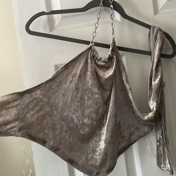 Night Out Halter Top with Silver Chain Detailing - New! - Picture 5 of 7